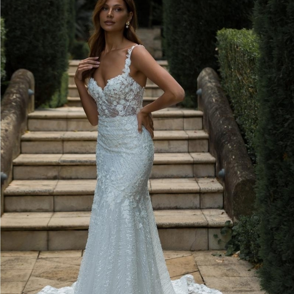 Madi lane White Lace Fit-and-Flare Wedding Gown